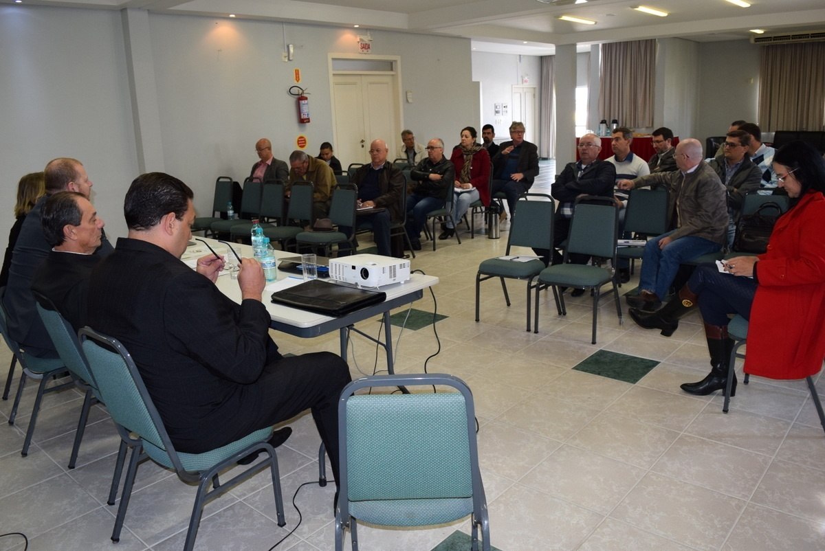 You are currently viewing Campos Novos recebe o colegiado de executivos das Associações de Municípios de Santa Catarina