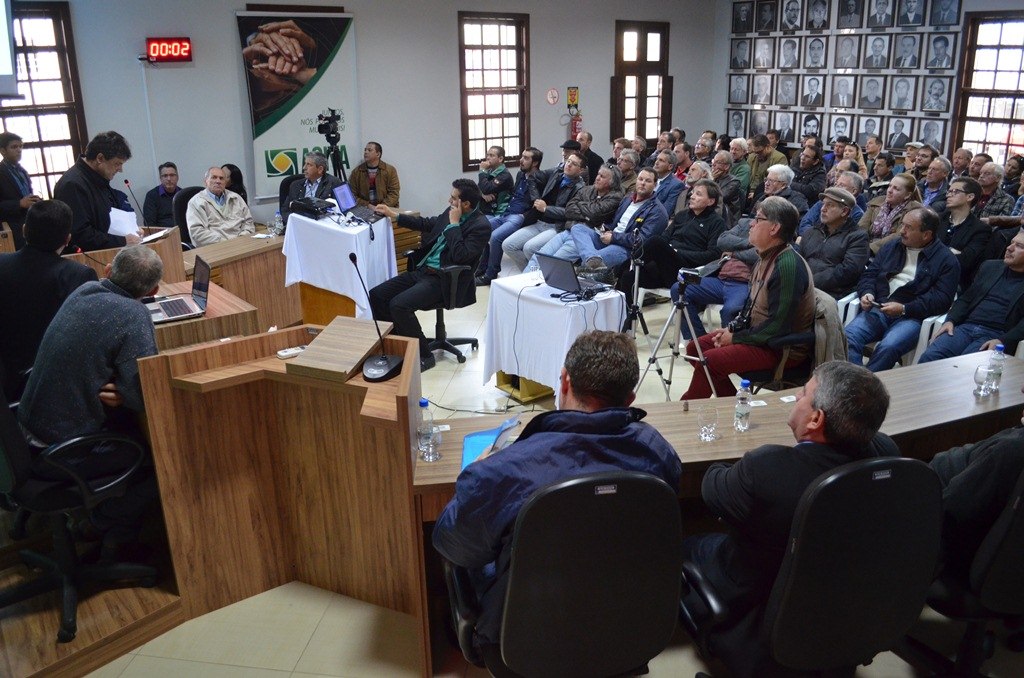 You are currently viewing Representantes da AMREC e da AMESC participam de audiência publica em defesa da pavimentação da Serra da Rocinha