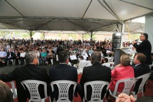 Read more about the article Prefeitos da AMREC prestigiam inauguração da via rápida