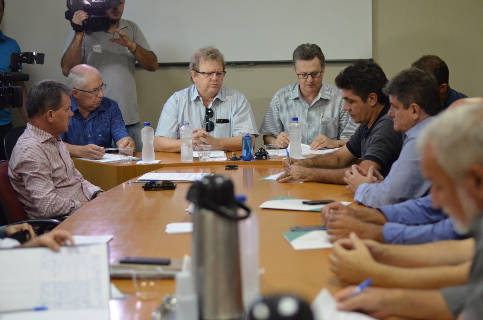 You are currently viewing Secretário de Saúde do Estado debate demandas da saúde junto aos prefeitos da AMREC