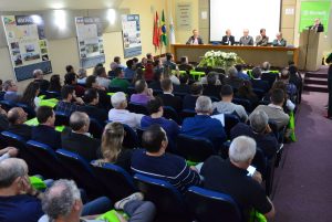 Read more about the article A agricultura familiar é o motor do agronegócio catarinense, diz secretário adjunto em debate na Agroponte 2018