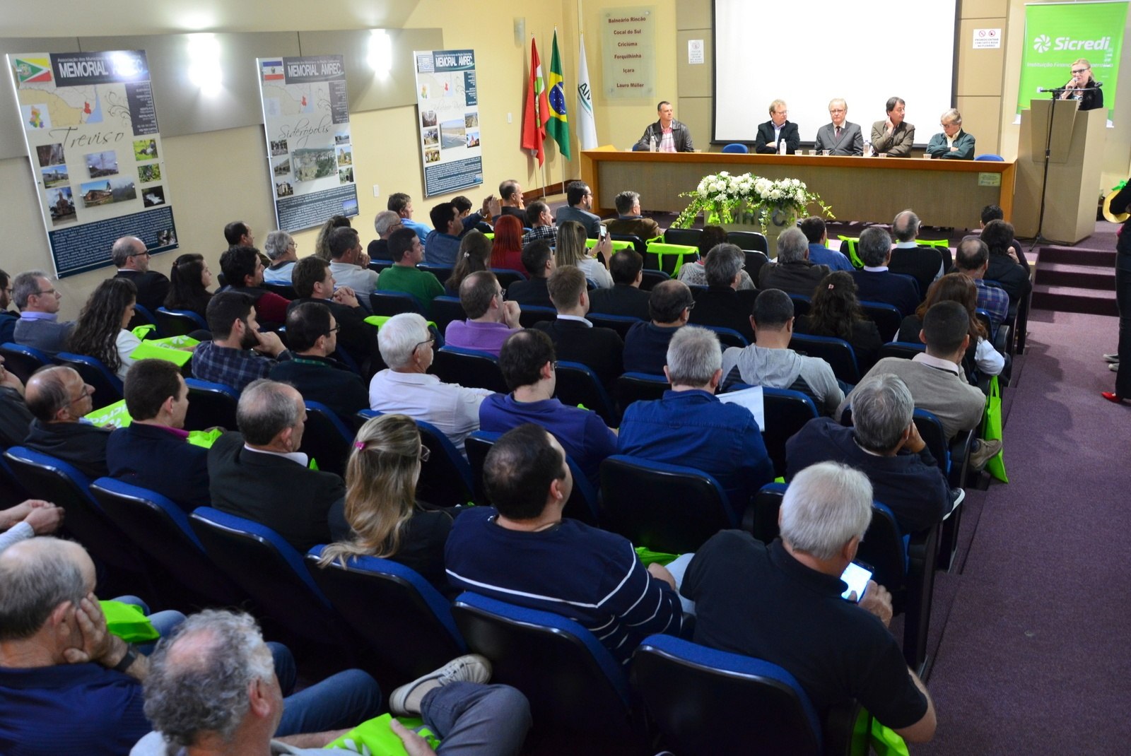 Read more about the article A agricultura familiar é o motor do agronegócio catarinense, diz secretário adjunto em debate na Agroponte 2018