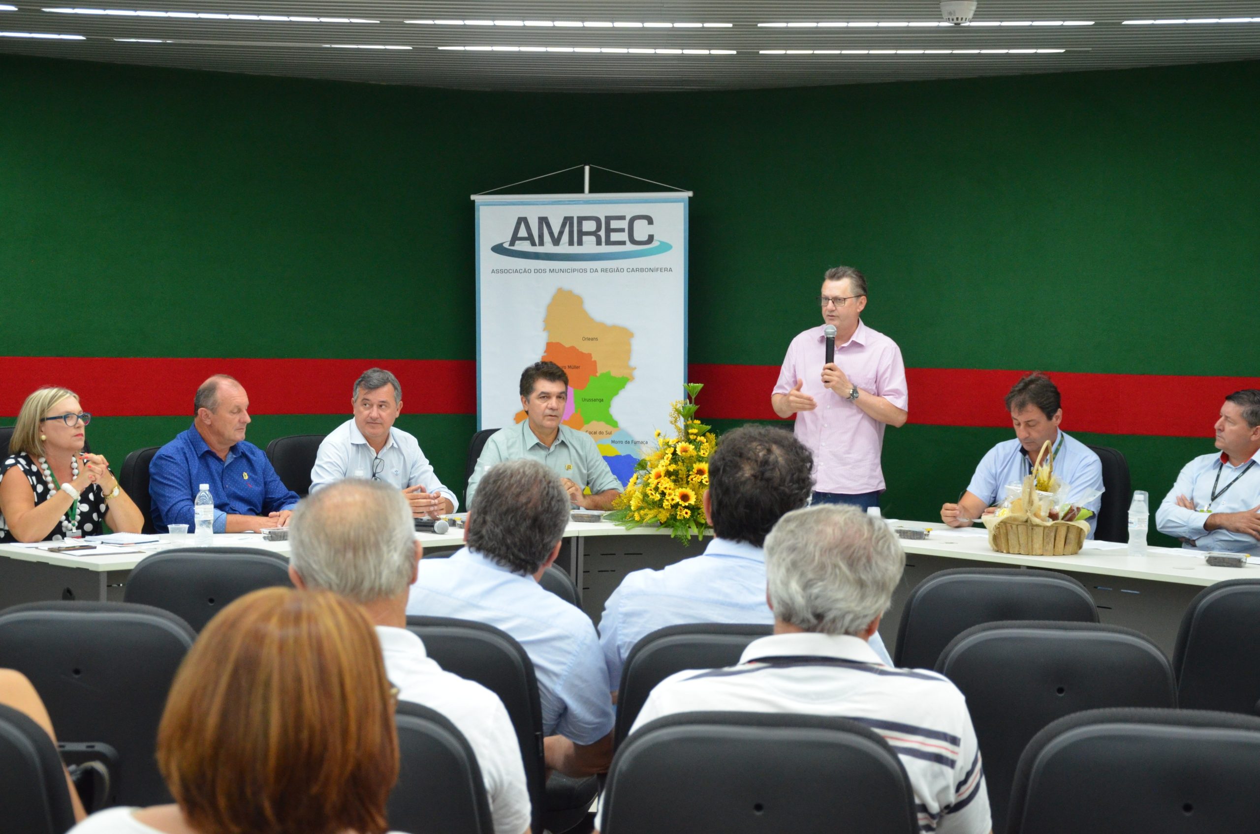 Read more about the article Seminário de Integração da Agricultura reúne representante dos 12 municípios da AMREC