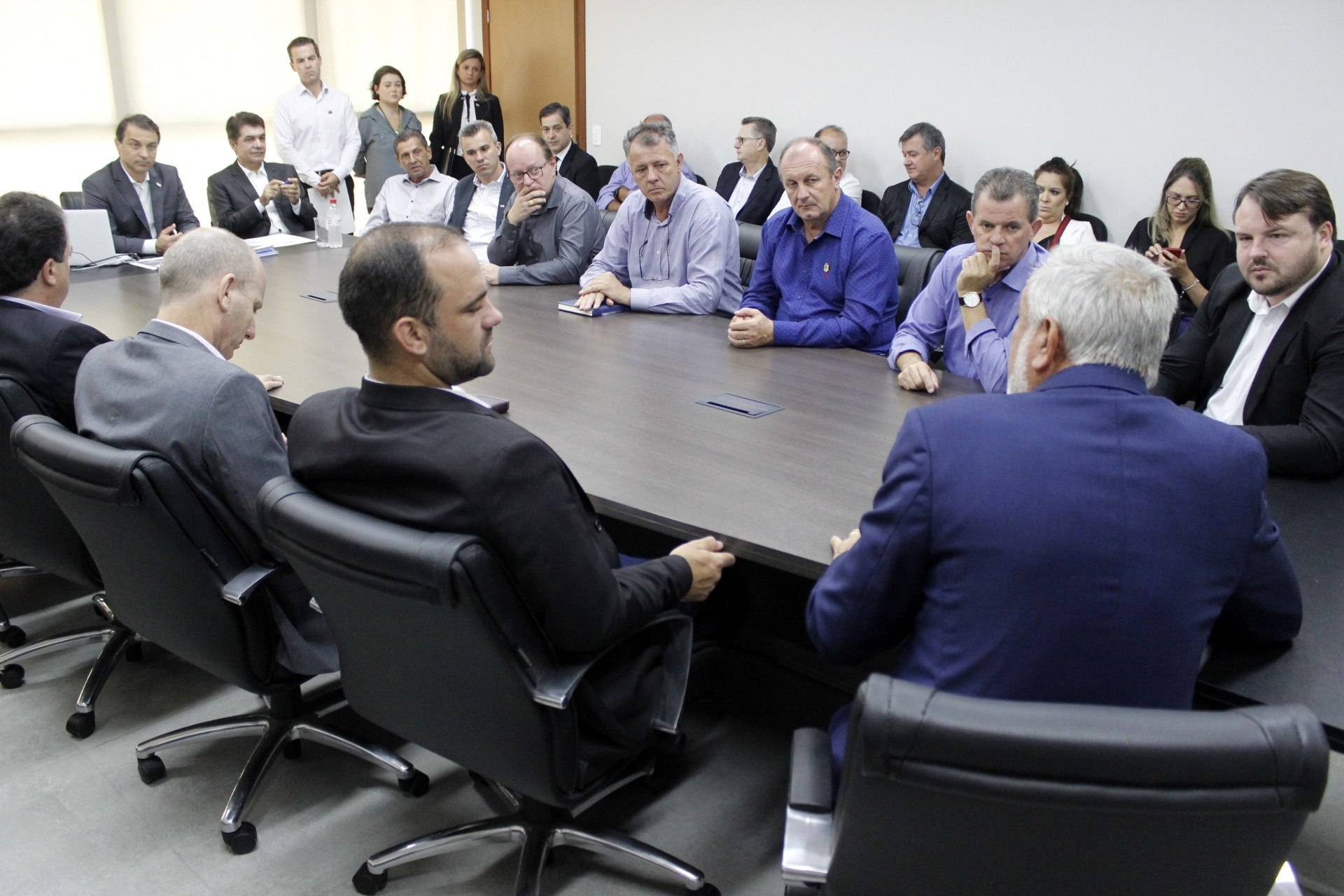 You are currently viewing Governador Carlos Moisés visita a região Criciúma