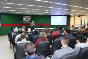 Read more about the article AgroPonte 2019: Expositores e organizadores definem últimos detalhes para o evento