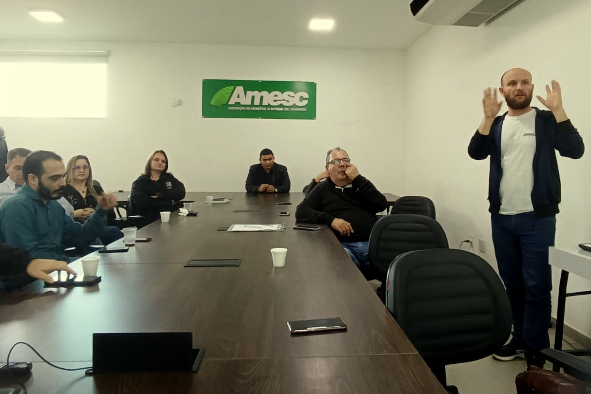 You are currently viewing AMREC participa da reunião de criação do Colegiado de Comunicação da AMESC