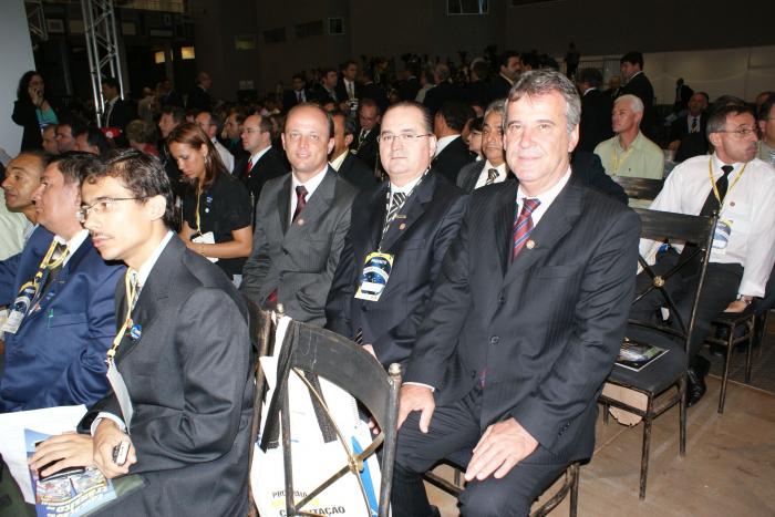 Read more about the article Prefeitos da AMREC saem otimistas do Encontro em Brasília