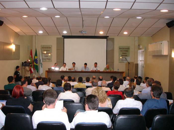 Read more about the article Prefeitos da AMREC participam de encontro com a Comissão que discute as cheias no Estado