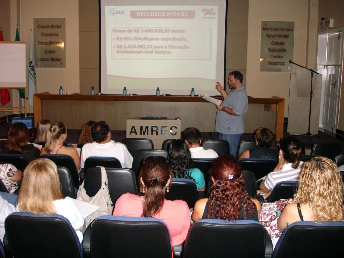 You are currently viewing Colegiado Regional de Saúde e CIES reunidos na AMREC