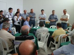 Read more about the article Prefeitos da AMREC se reúnem para tratar de convênios regionais