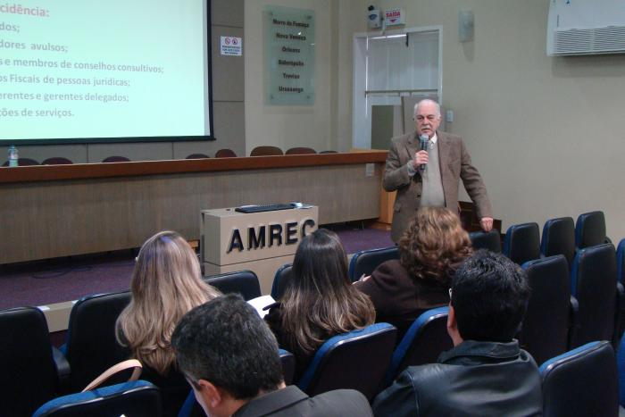 You are currently viewing Práticas de fiscalização do ISS são debatidas em curso na AMREC