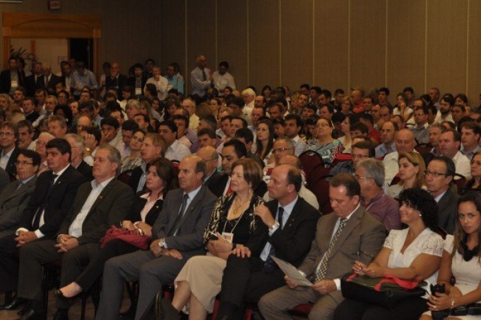 You are currently viewing Prefeitos da Amrec participam do XI Congresso Catarinense de Municípios, em Florianópolis