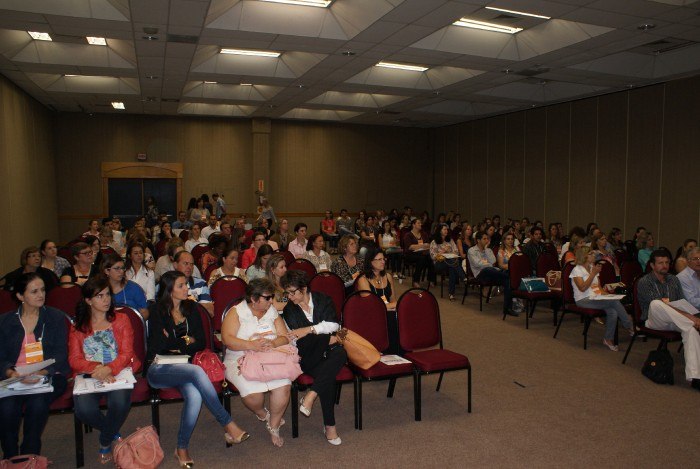 You are currently viewing I OFICINA ESTADUAL – No segundo dia do evento, prefeitos, vereadores, secretários e técnicos municipais participam de oito oficinas