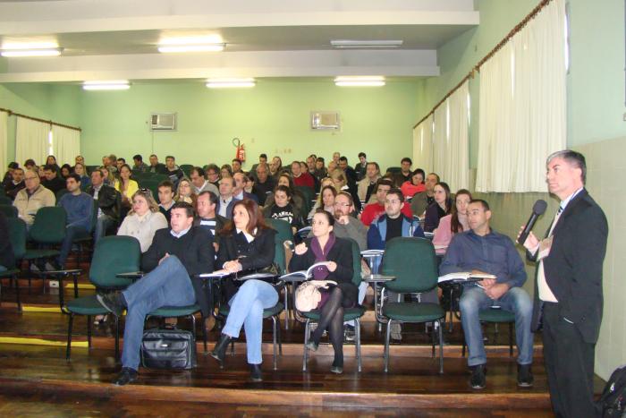 You are currently viewing Presidente da Amrec participa do 15º Ciclo de Estudos de Controle Público da Administração Municipal