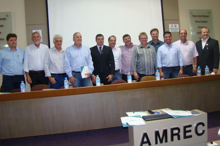 You are currently viewing Prefeitos da Amrec participam da XVI Marcha a Brasília em Defesa dos Municípios