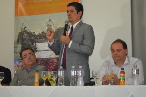 Read more about the article Ministro do Turismo visita o sul de Santa Catarina