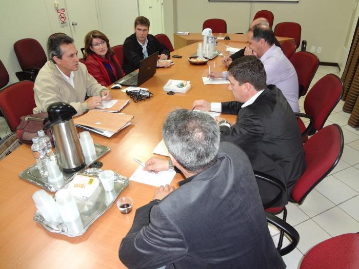 You are currently viewing Comitê do Rio Urussanga realiza reunião técnica com presidente da AMREC