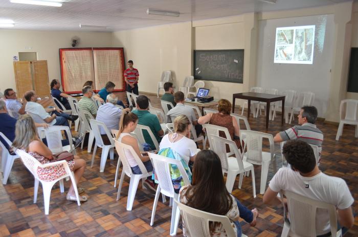 You are currently viewing Ipat apresenta projeto de melhoramento da calha do Rio Urussanga