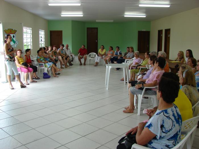 You are currently viewing Prefeitura de Lauro Muller cadastra idosos dos clubes da terceira idade