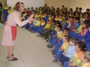 Read more about the article Teatro em Morro da Fumaça leva histórias do município às escolas