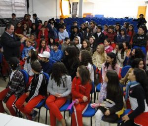 Read more about the article Projeto Poesia incentiva alunos da rede municipal de ensino em Içara