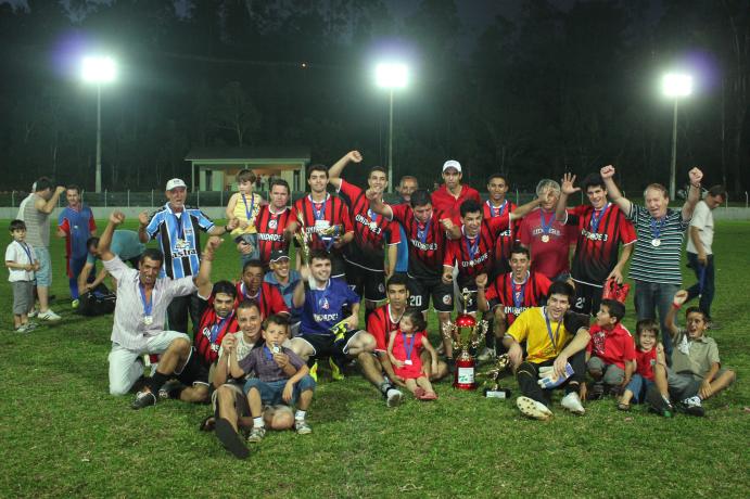 You are currently viewing Barreiro vence o Cairu e é bicampeão do Interbairros de Futebol em Lauro Müller