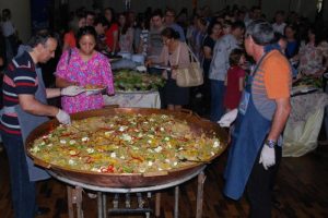 Read more about the article Cerca de 400 pessoas comparecem a Paella Beneficente da Abadeus