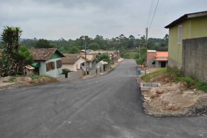 You are currently viewing Moradores de Siderópolis recebem ruas pavimentadas em novembro