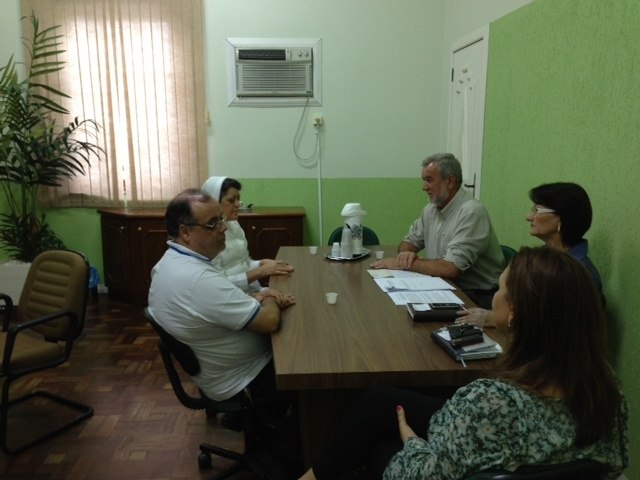 You are currently viewing Prefeitura de Cocal renova parceria com hospital de Urussanga e Casa Lar