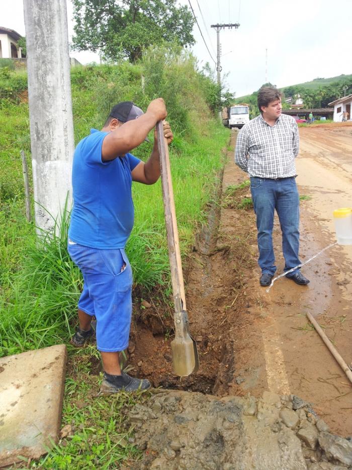 You are currently viewing Prefeitura de Nova Veneza faz inspeção e limpeza de bueiros para evitar enchentes