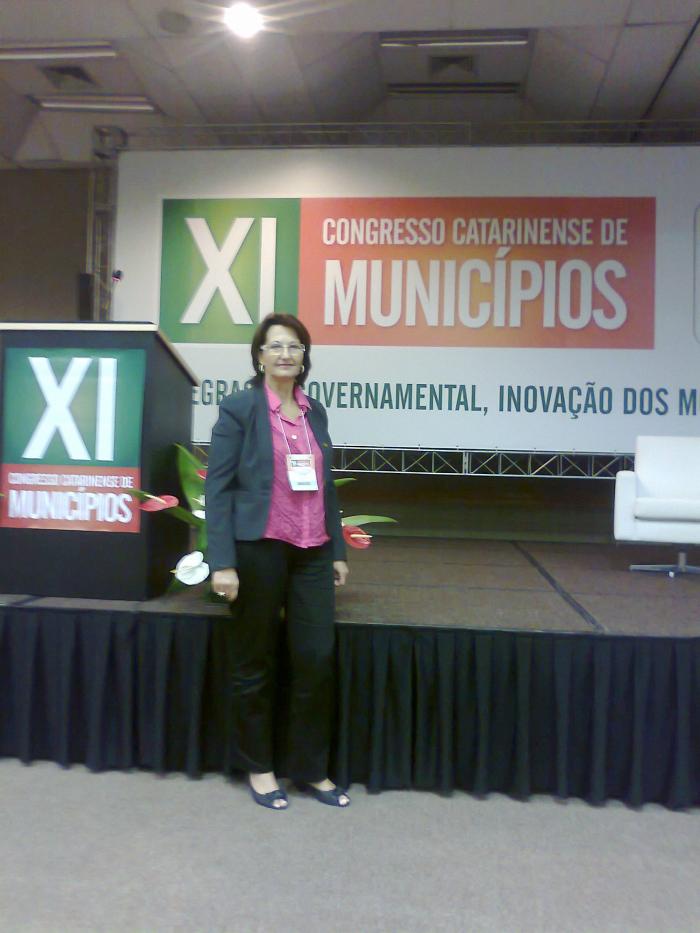 You are currently viewing Aninha participa do XI Congresso Catarinense de Municípios