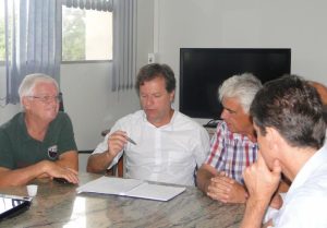 Read more about the article Administração de Içara se reúne com novos governantes de Balneário Rincão