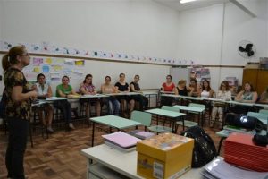 Read more about the article Pacto de Alfabetização na idade certa é lançado em Cocal do Sul e inicia com a formação continuada de professores