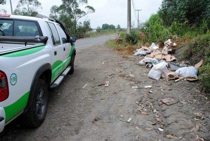 You are currently viewing Fiscais da Famcri flagram depósito de lixo em local impróprio