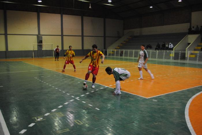 You are currently viewing Finais do campeonato de futsal de Nova Veneza iniciam na terça-feira