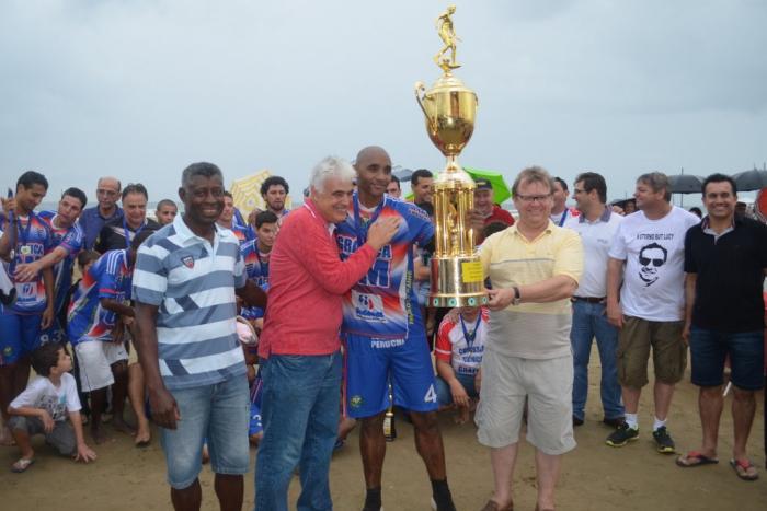 You are currently viewing Siderópolis é campeão do Praião 2014