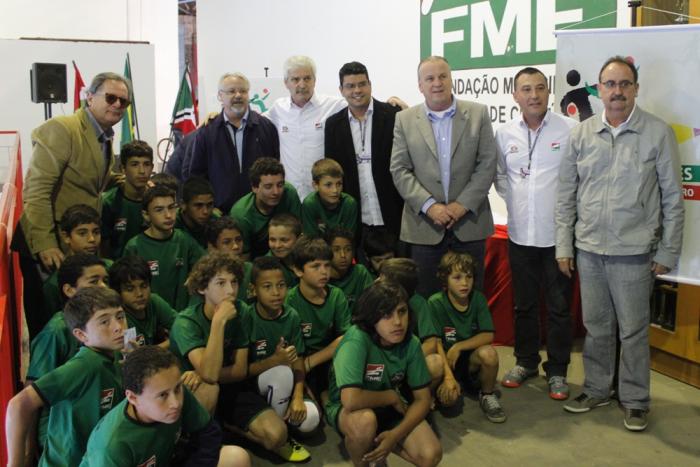 Read more about the article Lançados I Jogos Escolares de Criciúma e a Copa FME de Futebol de Campo