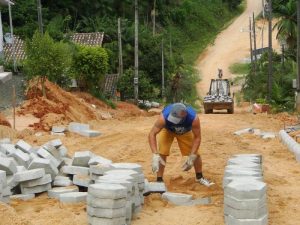 Read more about the article Rua João Veríssimo Dias recebe pavimentação em Urussanga